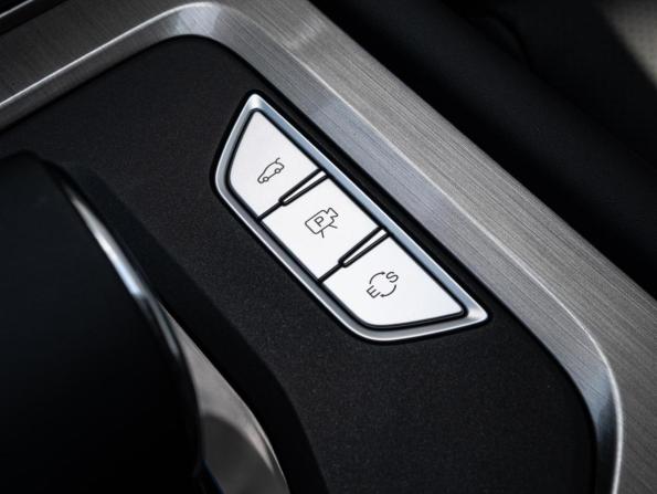 JETOUR X70 I Рестайлинг 2 с пробегом 2024 года, цена 2 250 000 рублей, 6058 км, внедорожник, Автокод Объявления