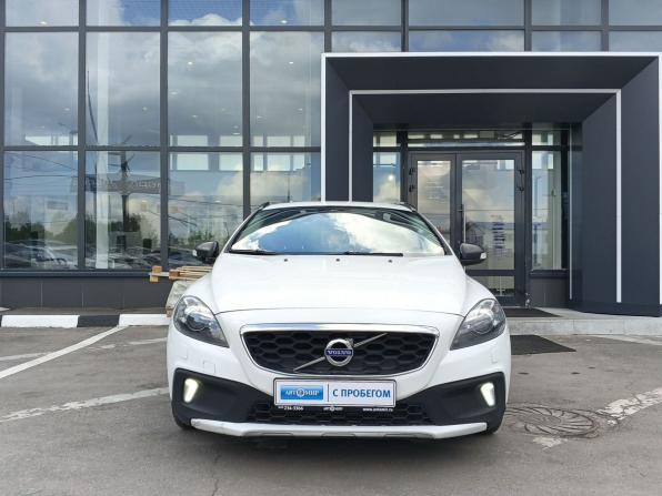 Volvo V40 Cross Country I с пробегом 2014 года, цена 1 699 000 рублей, 237596 км, хэтчбек, Автокод Объявления