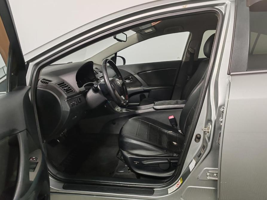 Toyota Avensis III Москва  - изображение 16