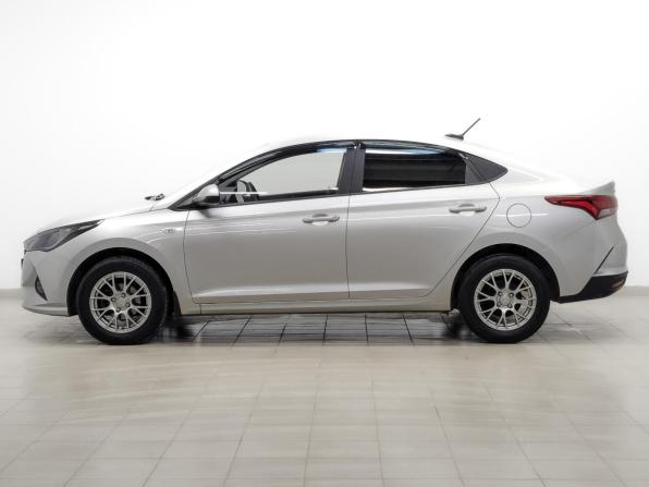 Hyundai Solaris II Рестайлинг с пробегом 2021 года, цена 1 670 000 рублей, 37766 км, седан, Автокод Объявления