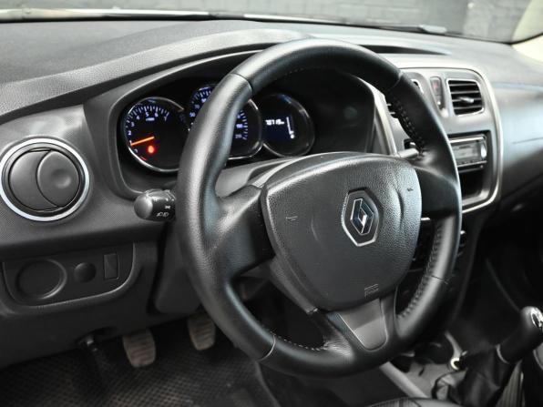 Renault Logan II Рестайлинг с пробегом 2021 года, цена 930 000 рублей, 70717 км, седан, Автокод Объявления