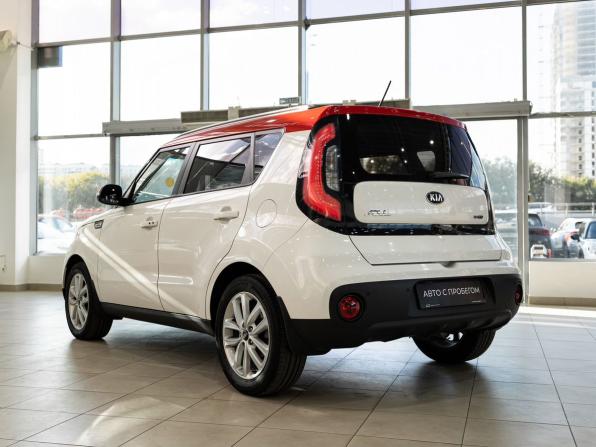 Kia Soul II Рестайлинг с пробегом 2018 года, цена 1 370 000 рублей, 146939 км, хэтчбек, Автокод Объявления