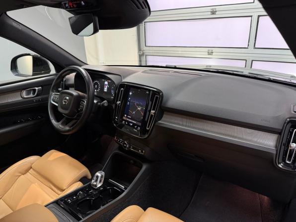 Volvo XC40 I с пробегом 2021 года, цена 3 250 000 рублей, 124198 км, внедорожник, Автокод Объявления