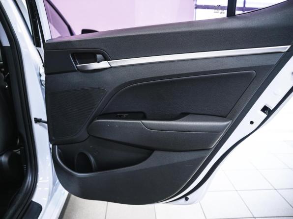 Hyundai Avante VI Рестайлинг с пробегом 2019 года, цена 1 600 000 рублей, 94153 км, седан, Автокод Объявления