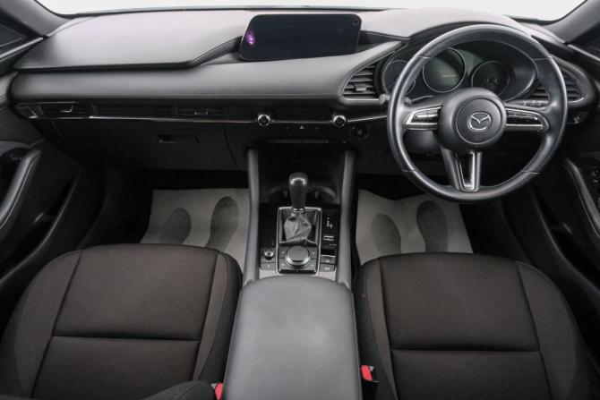 Mazda 3 IV (BP) с пробегом 2019 года, цена 1 799 000 рублей, 86000 км, хэтчбек, Автокод Объявления