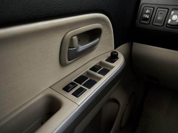 Suzuki Grand Vitara II Рестайлинг с пробегом 2012 года, цена 1 118 000 рублей, 236596 км, внедорожник, Автокод Объявления