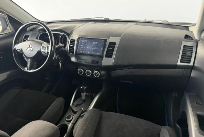 Mitsubishi Outlander II с пробегом 2007 года, цена 790 000 рублей, 213201 км, внедорожник, Автокод Объявления
