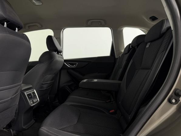 Subaru Forester V с пробегом 2018 года, цена 2 350 000 рублей, 119875 км, внедорожник, Автокод Объявления