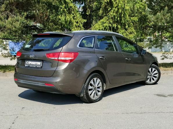 Kia Ceed II Рестайлинг с пробегом 2017 года, цена 999 000 рублей, 383512 км, универсал, Автокод Объявления