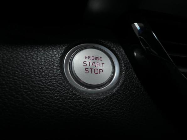 Kia Optima IV Рестайлинг с пробегом 2019 года, цена 2 180 000 рублей, 147391 км, седан, Автокод Объявления