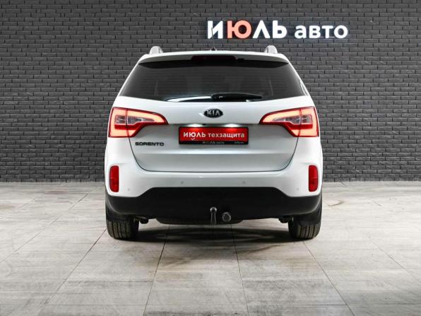 Kia Sorento II Рестайлинг с пробегом 2014 года, цена 1 650 000 рублей, 187721 км, внедорожник, Автокод Объявления