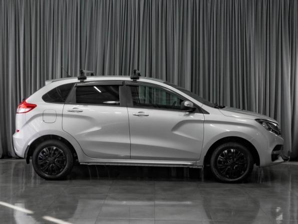 Lada (ВАЗ) XRAY I с пробегом 2018 года, цена 749 030 рублей, 90100 км, хэтчбек, Автокод Объявления