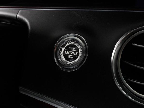 Mercedes-Benz E-Класс V (W213 S213 C238) Рестайлинг с пробегом 2021 года, цена 5 480 000 рублей, 66598 км, седан, Автокод Объявления