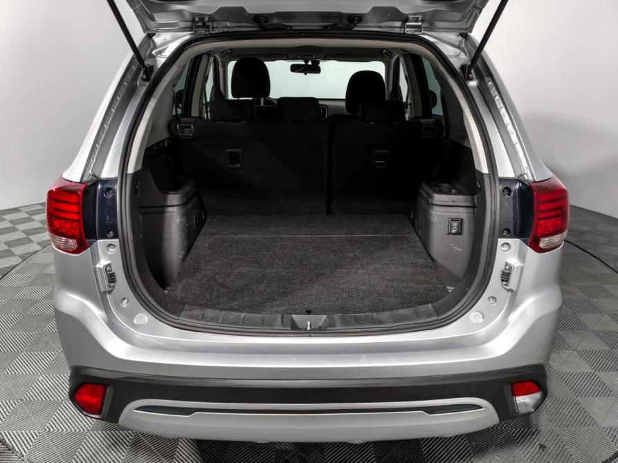Mitsubishi Outlander III Рестайлинг 3 Санкт-Петербург  - изображение 19