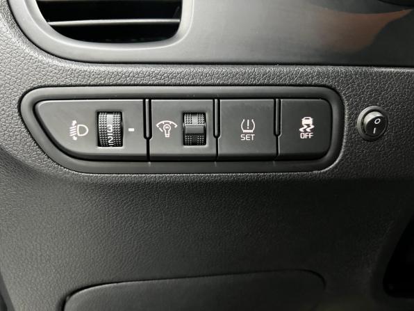 Kia Rio IV с пробегом 2020 года, цена 1 695 000 рублей, 68920 км, хэтчбек, Автокод Объявления