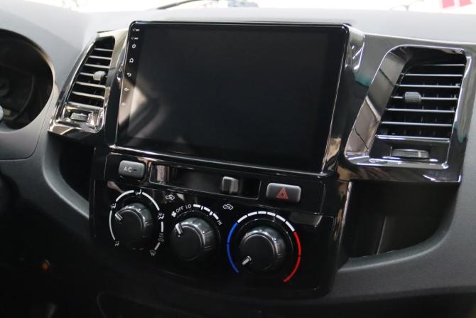 Toyota Hilux VII Рестайлинг с пробегом 2014 года, цена 2 095 170 рублей, 130612 км, пикап, Автокод Объявления