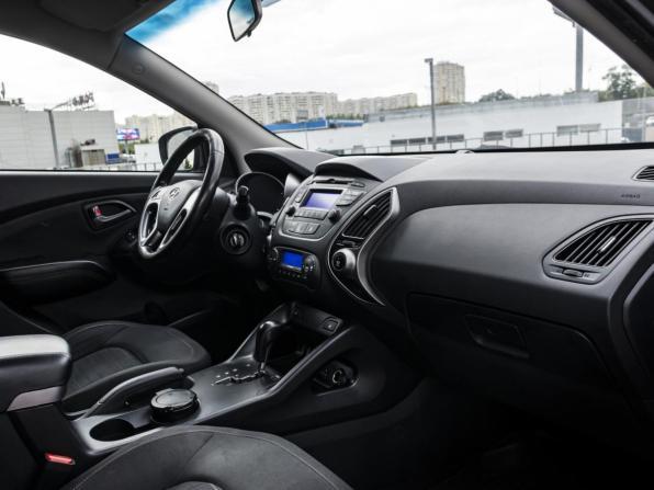 Hyundai ix35 I Рестайлинг с пробегом 2013 года, цена 1 200 000 рублей, 247386 км, внедорожник, Автокод Объявления