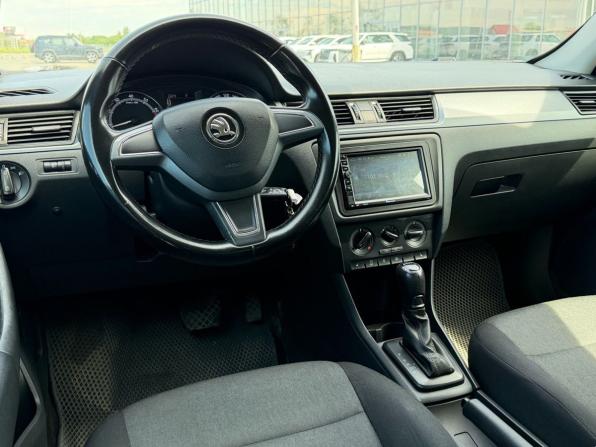 Skoda Rapid I Рестайлинг с пробегом 2017 года, цена 1 012 000 рублей, 135200 км, лифтбек, Автокод Объявления