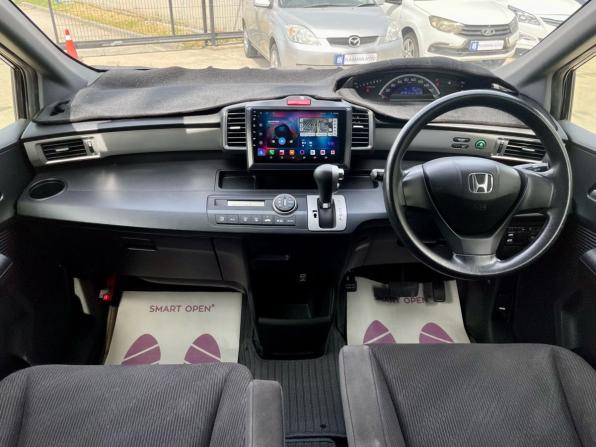 Honda Freed I Рестайлинг с пробегом 2012 года, цена 990 000 рублей, 127000 км, компактвэн, Автокод Объявления