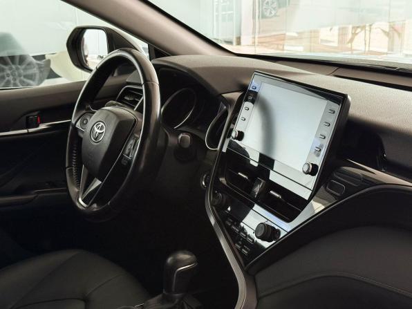 Toyota Camry VIII (XV70) Рестайлинг с пробегом 2021 года, цена 2 515 000 рублей, 104013 км, седан, Автокод Объявления