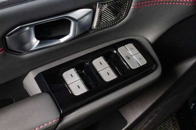 JETOUR DASHING I с пробегом 2024 года, цена 3 329 000 рублей, 4550 км, внедорожник, Автокод Объявления