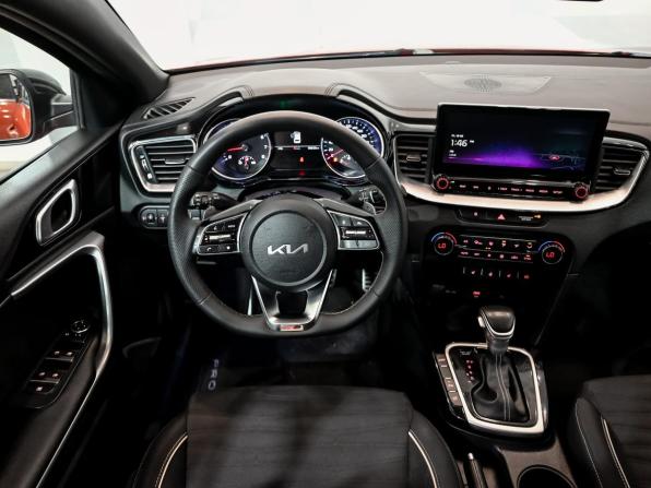Kia Ceed III Рестайлинг с пробегом 2021 года, цена 2 450 000 рублей, 95608 км, универсал, Автокод Объявления