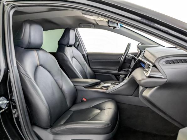 Toyota Camry VIII (XV70) с пробегом 2020 года, цена 2 795 000 рублей, 112991 км, седан, Автокод Объявления