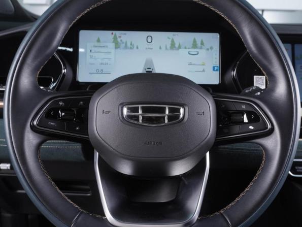 Geely Monjaro I с пробегом 2023 года, цена 3 170 000 рублей, 18123 км, внедорожник, Автокод Объявления