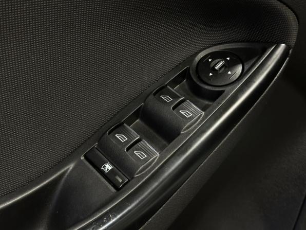 Ford Focus III с пробегом 2012 года, цена 730 000 рублей, 223026 км, хэтчбек, Автокод Объявления
