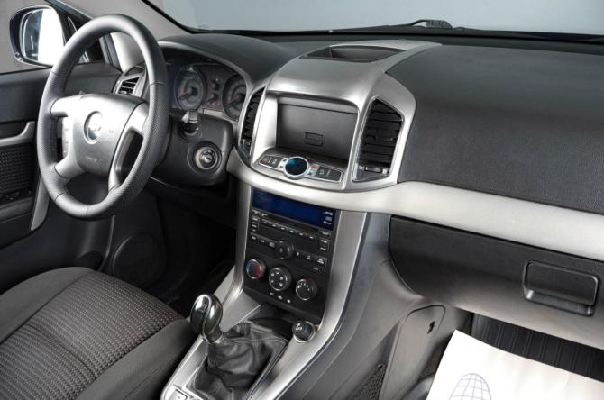 Chevrolet Captiva I Рестайлинг с пробегом 2013 года, цена 1 299 000 рублей, 126000 км, внедорожник, Автокод Объявления