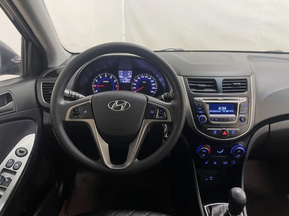 Hyundai Solaris I Рестайлинг с пробегом 2015 года, цена 986 000 рублей, 181661 км, седан, Автокод Объявления