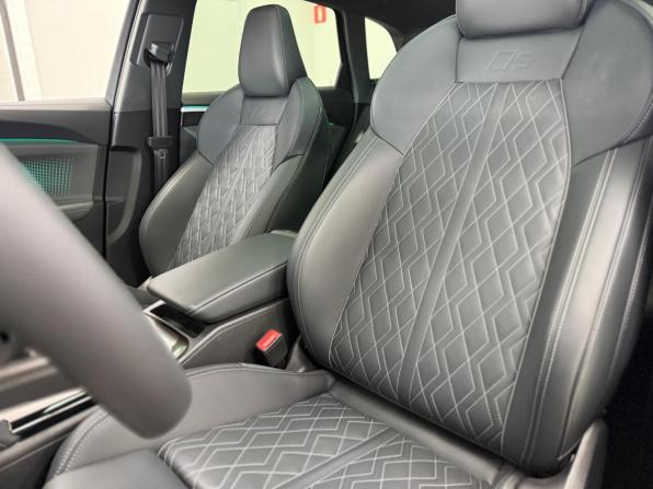 Audi Q5 III с пробегом 2025 года, цена 6 620 000 рублей, 35 км, внедорожник, Автокод Объявления