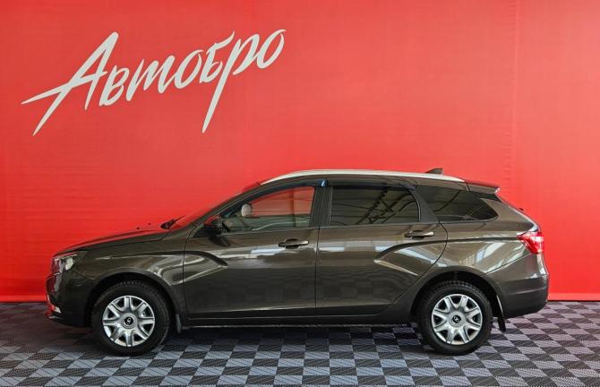 Lada (ВАЗ) Vesta I с пробегом 2018 года, цена 1 049 000 рублей, 110923 км, универсал, Автокод Объявления