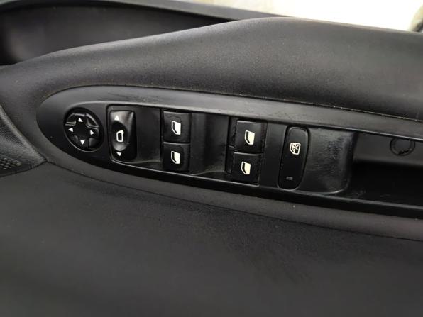 Citroen C4 II с пробегом 2011 года, цена 475 000 рублей, 220000 км, хэтчбек, Автокод Объявления