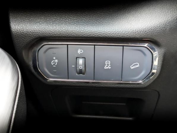 Haval Jolion I с пробегом 2022 года, цена 1 600 000 рублей, 105240 км, внедорожник, Автокод Объявления