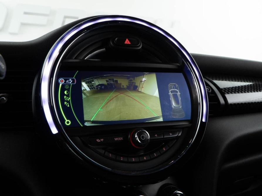 Mini Hatch III (F55/F56) Москва  - изображение 14