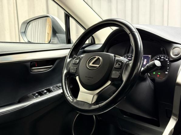 Lexus NX I Рестайлинг с пробегом 2018 года, цена 2 899 000 рублей, 170757 км, внедорожник, Автокод Объявления