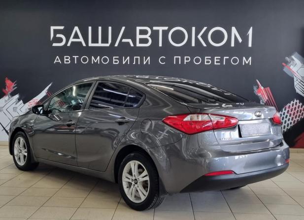 Kia Cerato III с пробегом 2013 года, цена 910 000 рублей, 196269 км, седан, Автокод Объявления