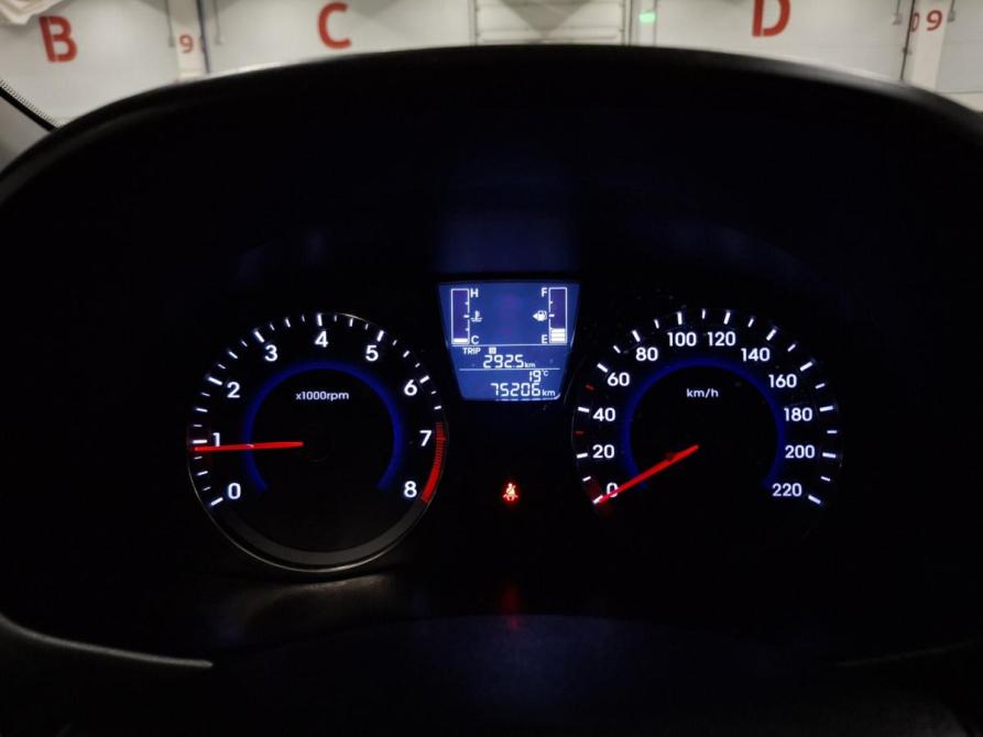 Hyundai Solaris I Рестайлинг Казань  - изображение 16