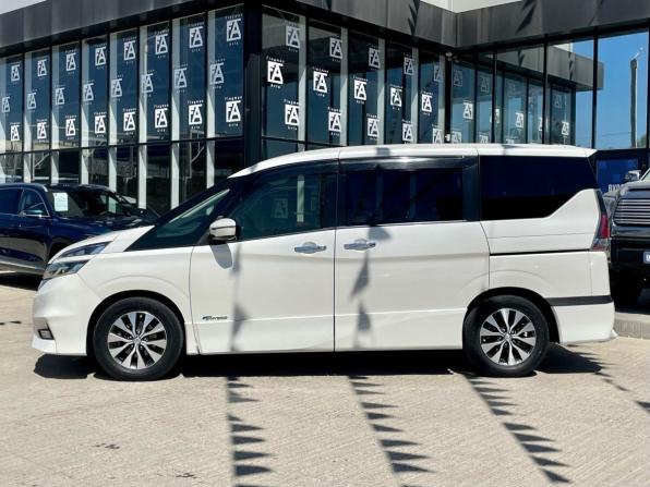 Nissan Serena V (C27) с пробегом 2017 года, цена 1 597 000 рублей, 172384 км, минивэн, Автокод Объявления