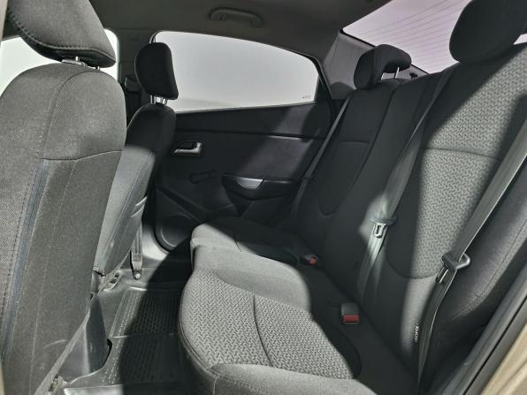 Kia Rio III Рестайлинг с пробегом 2015 года, цена 1 150 000 рублей, 88891 км, седан, Автокод Объявления