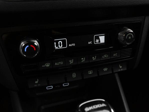 Skoda Rapid II с пробегом 2021 года, цена 1 820 000 рублей, 86756 км, лифтбек, Автокод Объявления