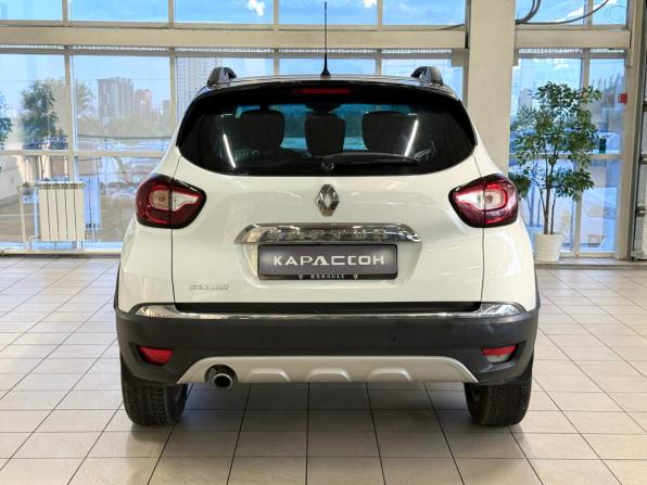 Renault Kaptur I с пробегом 2016 года, цена 1 190 000 рублей, 150000 км, внедорожник, Автокод Объявления