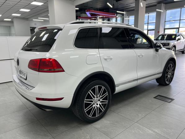 Volkswagen Touareg II с пробегом 2012 года, цена 1 700 000 рублей, 180889 км, внедорожник, Автокод Объявления