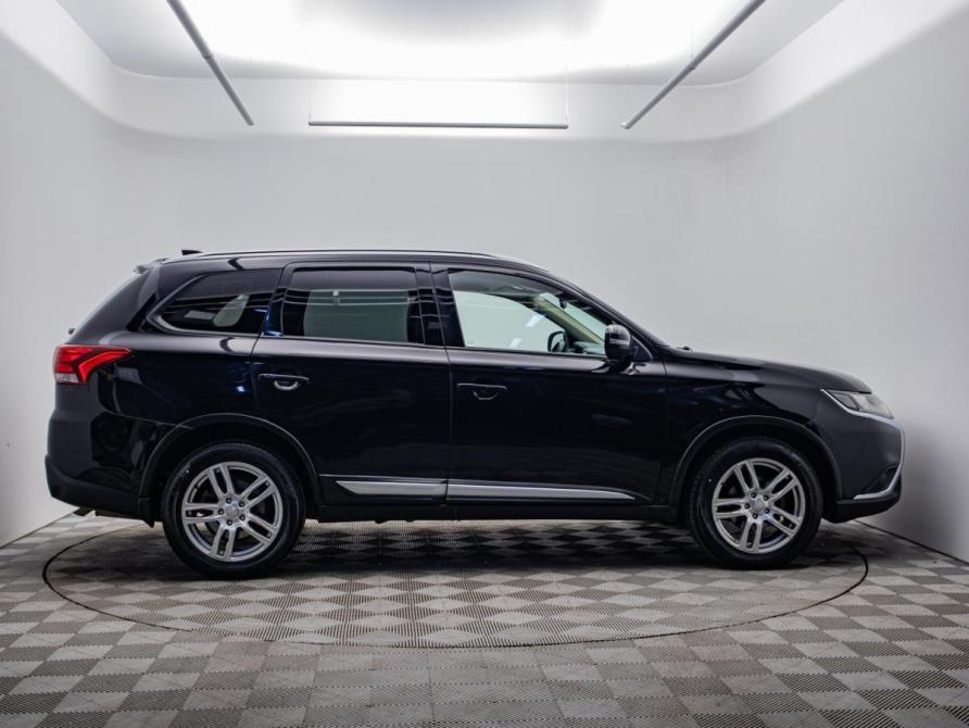 Mitsubishi Outlander III Рестайлинг 3 Москва  - изображение 4