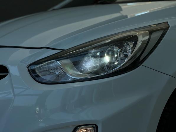 Hyundai Solaris I с пробегом 2012 года, цена 849 000 рублей, 180008 км, хэтчбек, Автокод Объявления