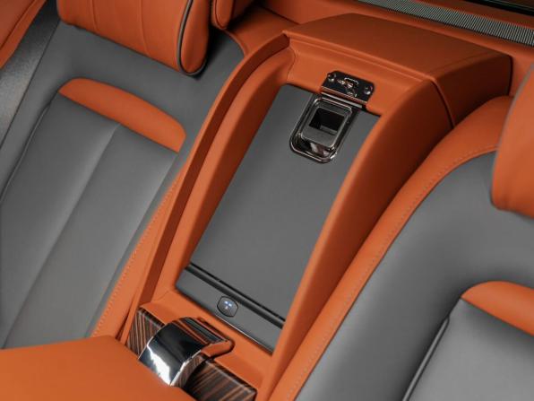 Rolls-Royce Cullinan I с пробегом 2019 года, цена 43 700 000 рублей, 4318 км, внедорожник, Автокод Объявления