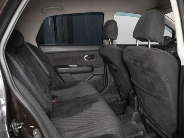 Nissan Tiida I Рестайлинг с пробегом 2011 года, цена 710 000 рублей, 235207 км, седан, Автокод Объявления