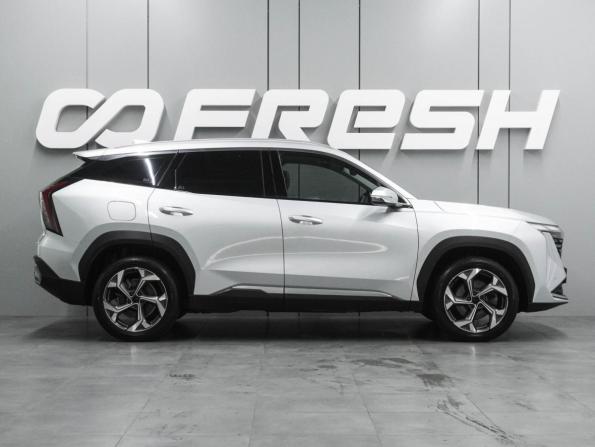 Geely Atlas II с пробегом 2022 года, цена 2 549 000 рублей, 64907 км, внедорожник, Автокод Объявления