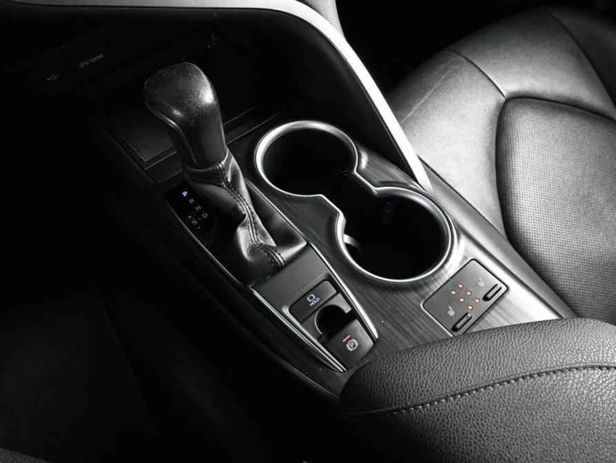 Toyota Camry VIII (XV70) Рестайлинг Ростов-на-Дону  - изображение 17